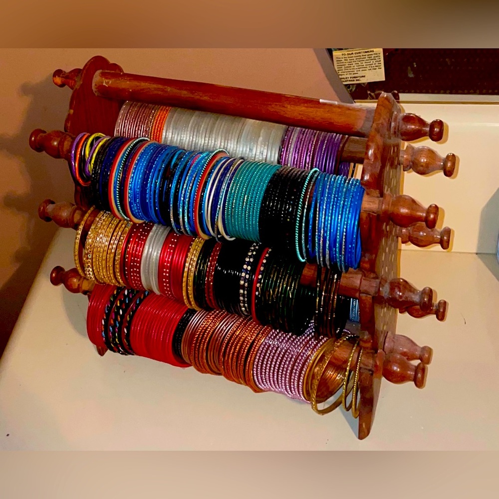 Jewelry Stand Organizer - Wooden & Vintage